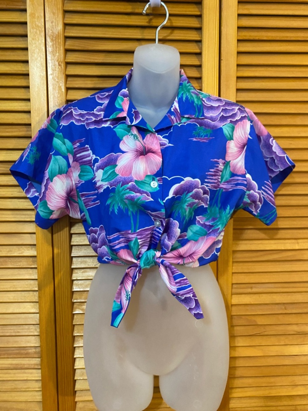 Hilo Hattie | The Hawaiian Original: Tie-up top
